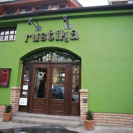 Rustika Sobe Bed and Breakfast Osijek Exteriör bild